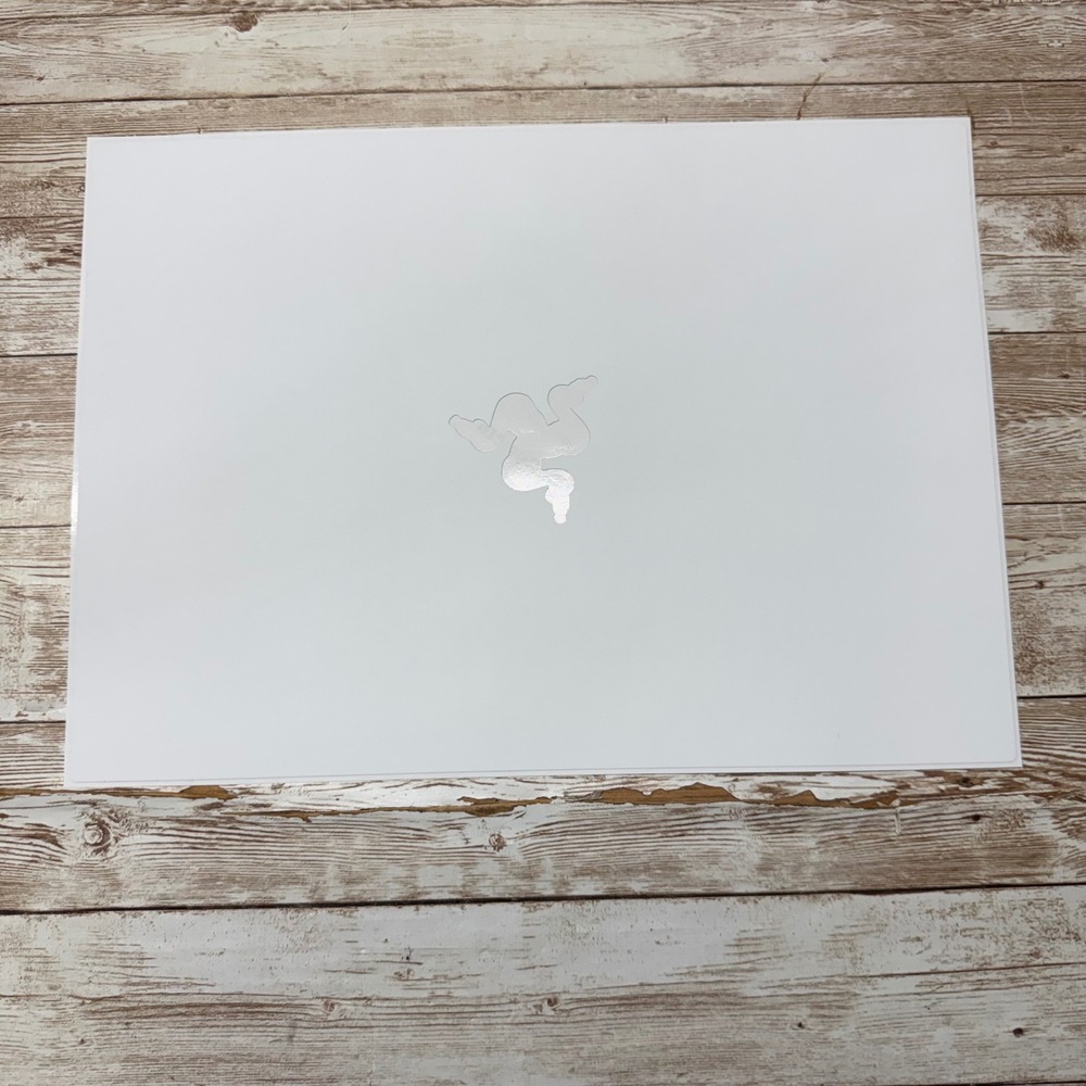 Dbrand Razer Blade‎ Stealth 13 Laptop Skin White Logo Vinyl Decal Protector